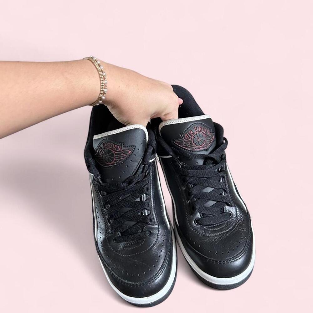 Women's Air Jordan 2 Retro Low 'Black Metallic Gold'  in US 9.5 - Picture 3 of 8